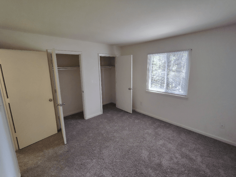 Lynchburg Apartment: 600 Reusens Road