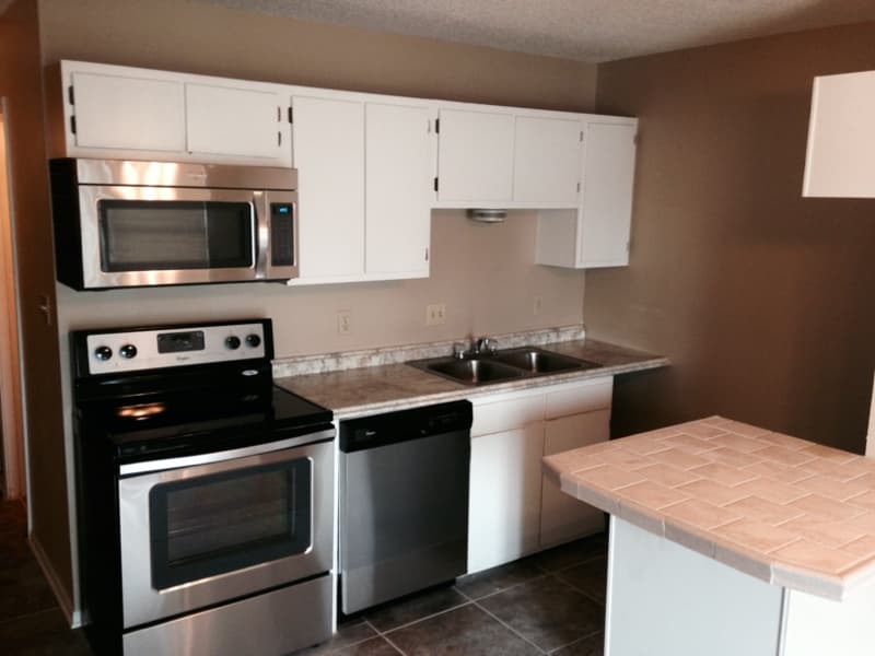 Lafayette Condo: 310 Ella Street