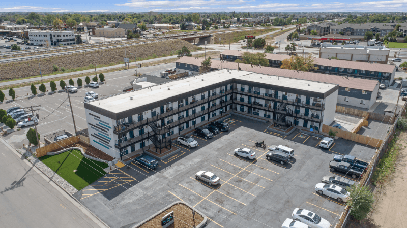 Brighton Apartment: 78 W Walnut St