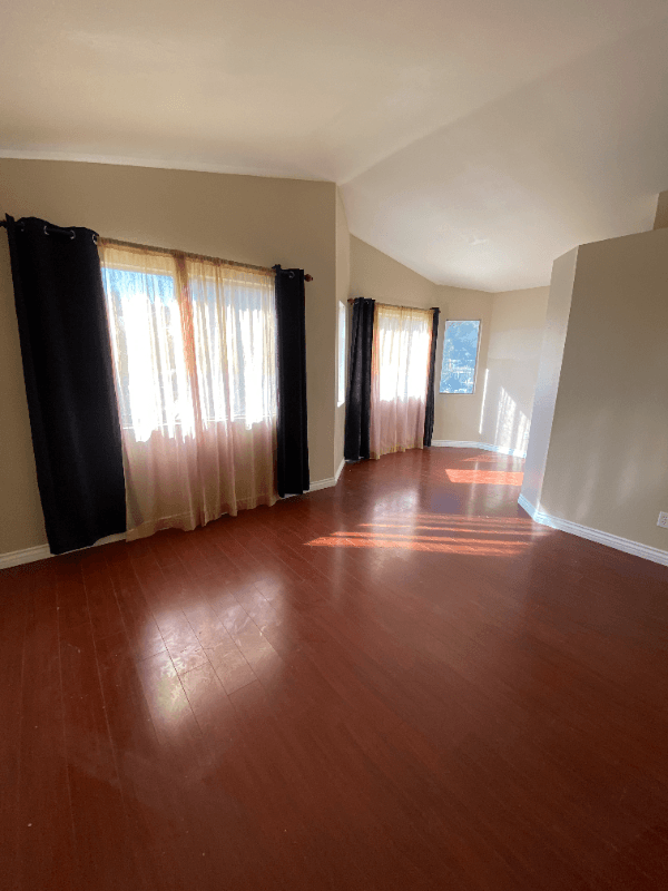 Lake Elsinore House: 16502 Mango Way