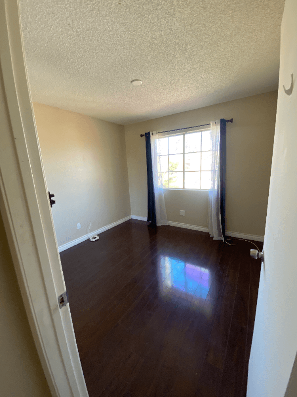 Lake Elsinore House: 16502 Mango Way