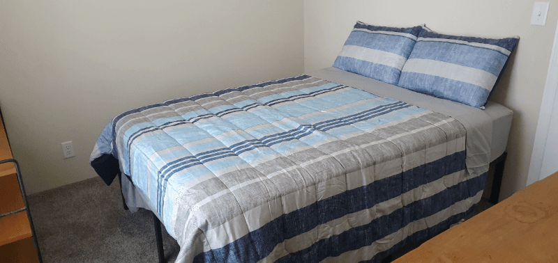 Coos Bay House: 91408 Kellogg Ln