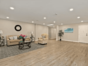 Simi Valley House: 2058 malcolm st