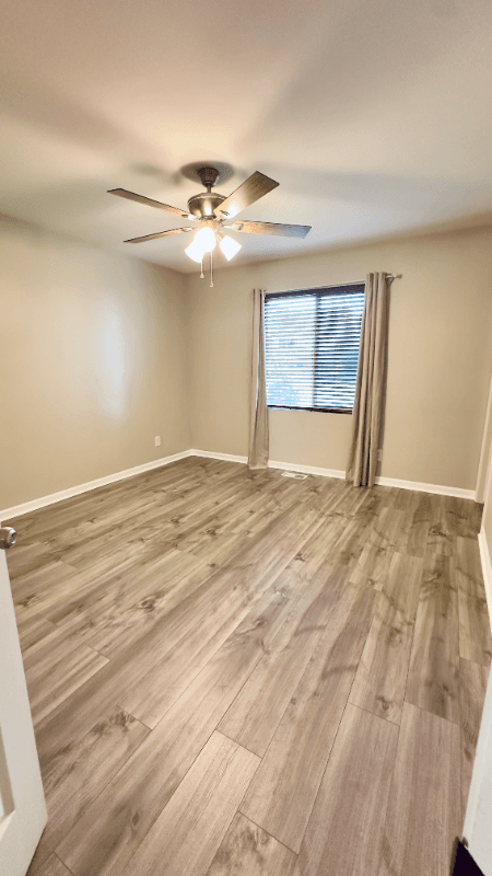 omaha House: 19404 x street