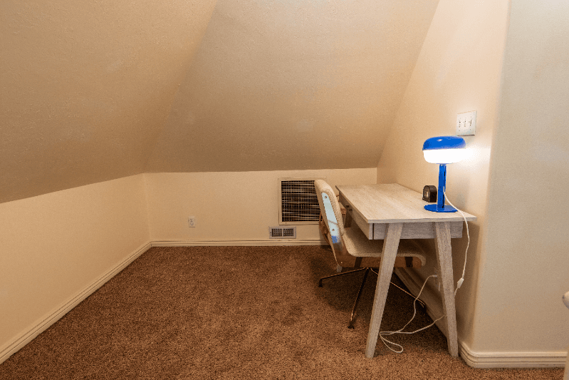 SALT LAKE CITY House: 1748 S 200 E