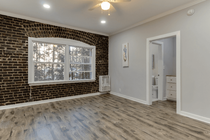 Los Angeles Apartment: 730 S. Catalina St