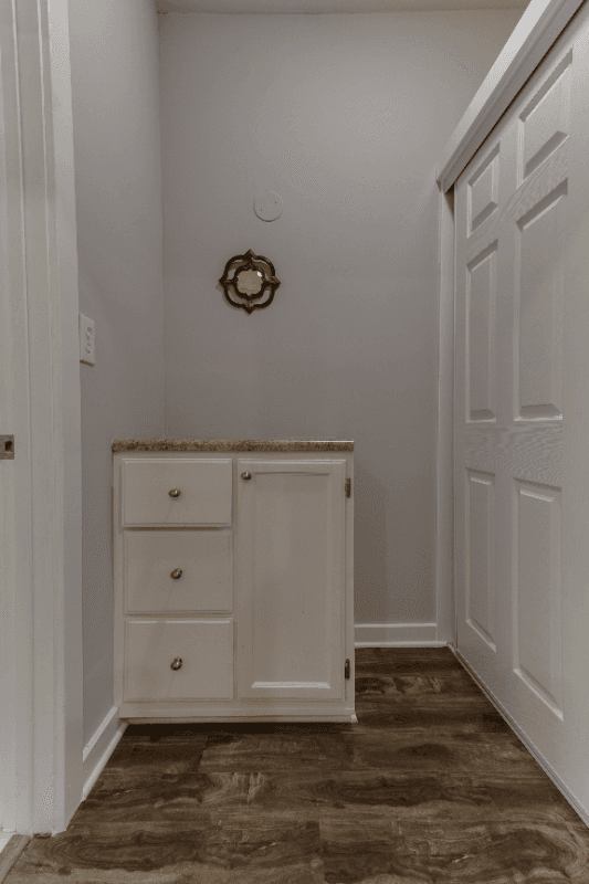 Los Angeles Apartment: 730 S. Catalina St