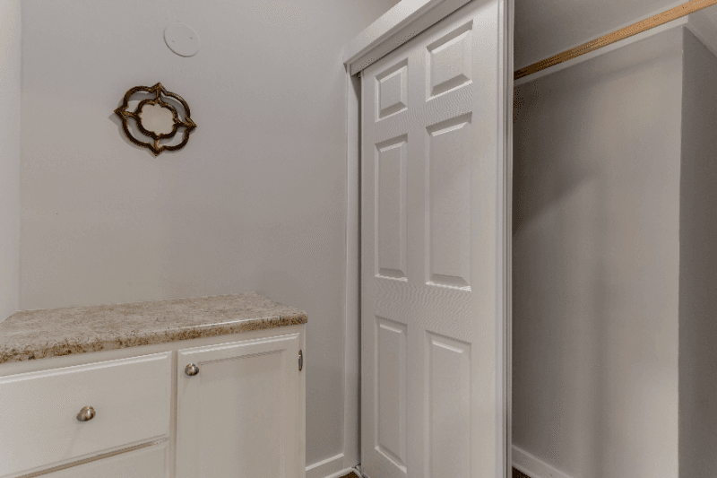 Los Angeles Apartment: 730 S. Catalina St