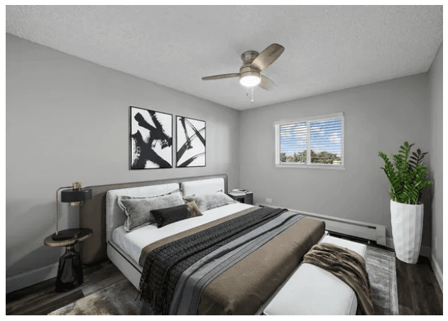 Brighton Apartment: 65 N Kuner Rd