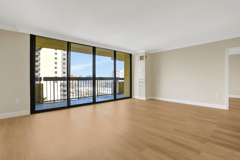 Alexandria Condo: 400 Madison Street