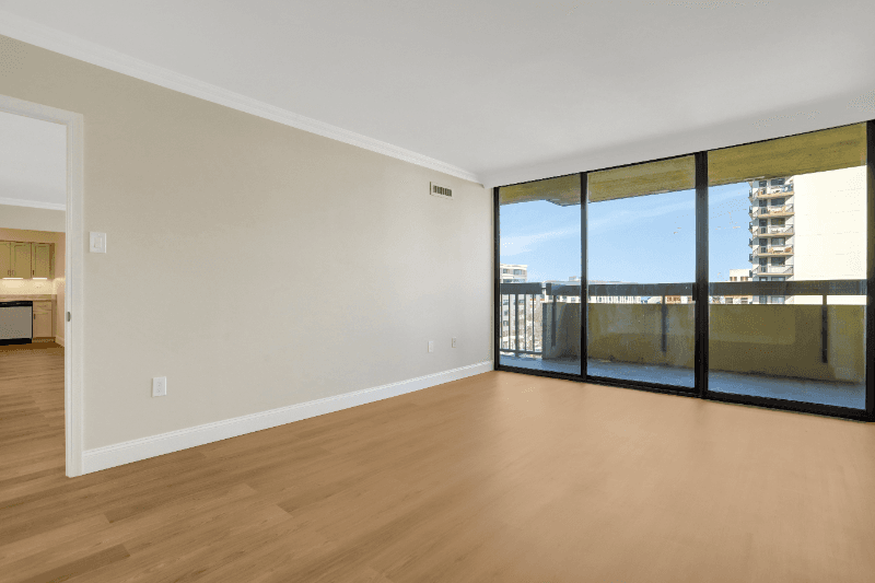 Alexandria Condo: 400 Madison Street