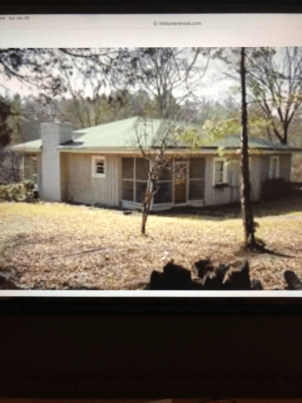 Lake Wylie House: 5221 Green Cove Road