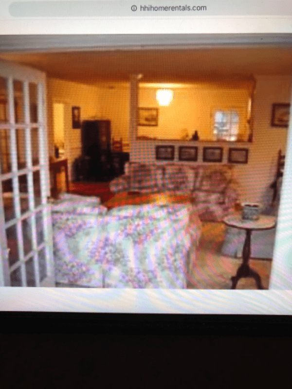 Lake Wylie House: 5221 Green Cove Road