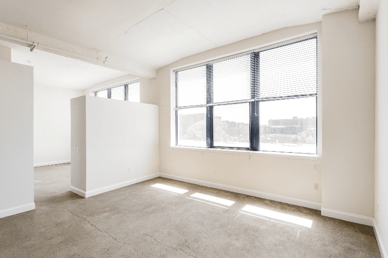 Detroit Apartment: 4600 Woodward