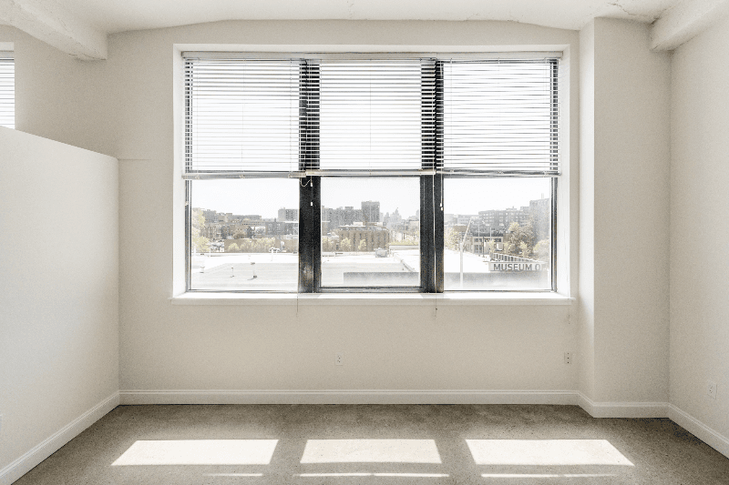 Detroit Apartment: 4600 Woodward