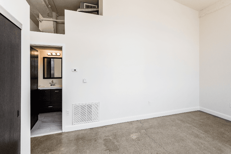 Detroit Apartment: 4600 Woodward