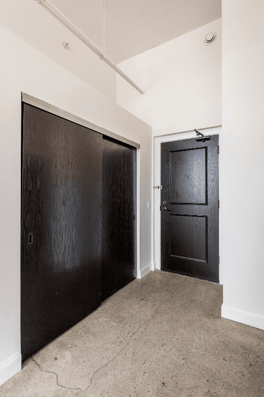 Detroit Apartment: 4600 Woodward