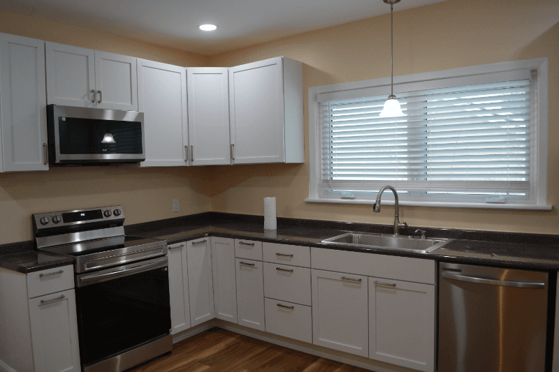Utica House: 225 Thieme Place