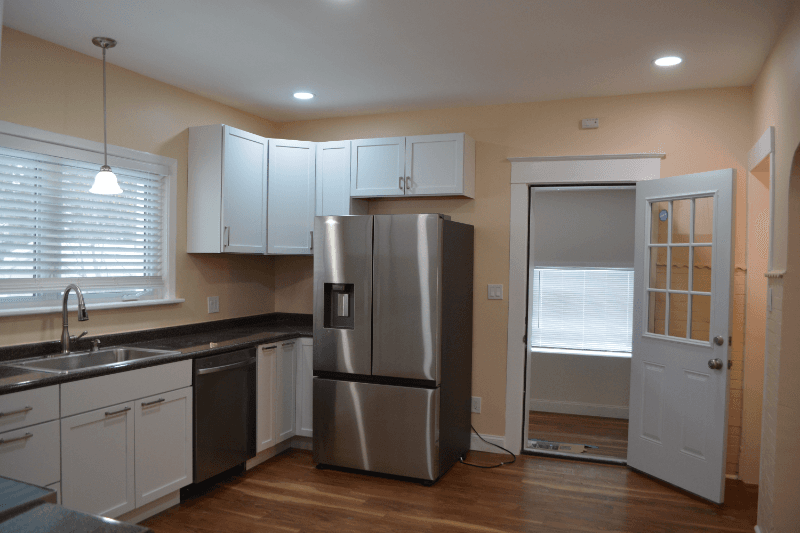 Utica House: 225 Thieme Place