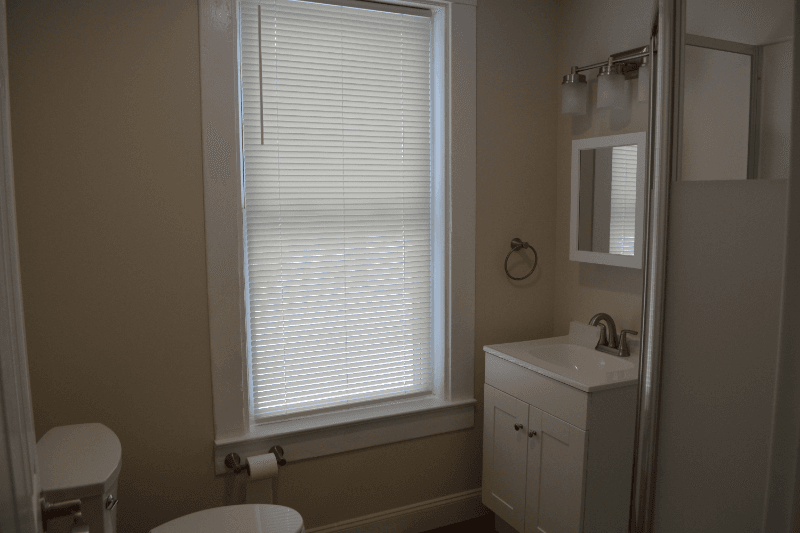 Utica House: 225 Thieme Place