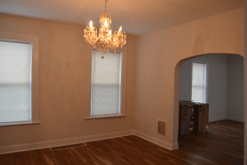 Utica House: 225 Thieme Place