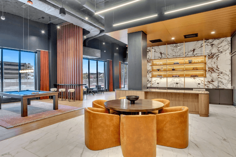 Chicago Condo: 1201 W Van Buren St