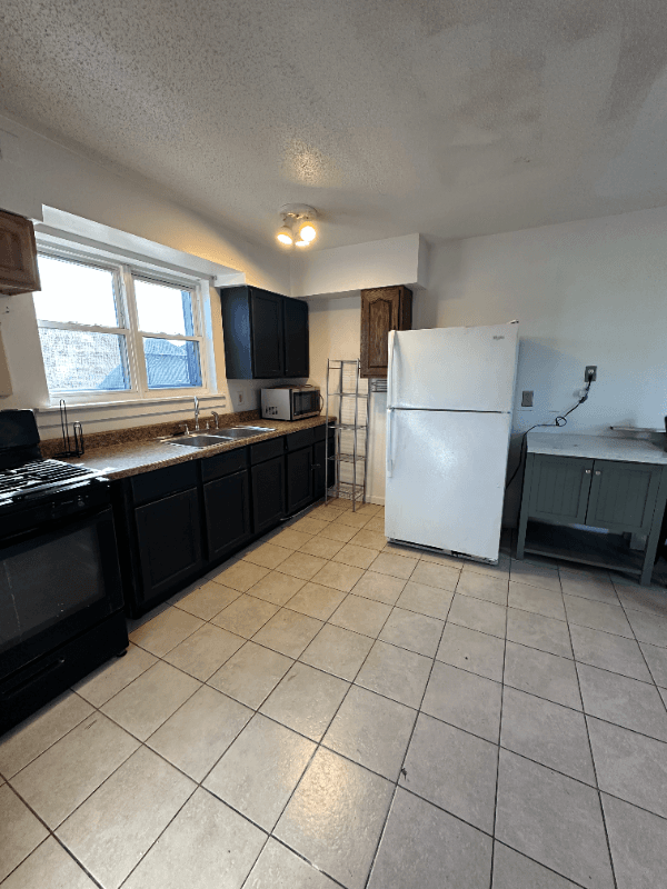 New Orleans Multiplex: 2400 Annette St