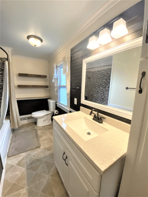 DANVILLE House: 672 Bloom
