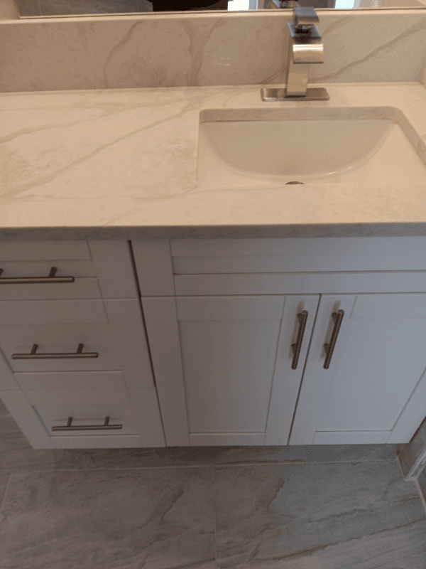 Port Saint Lucie House: 1257 SE Airoso Blvd