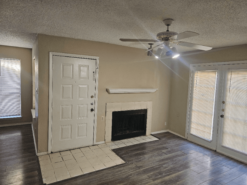 Dallas Condo: 9605 Walnut