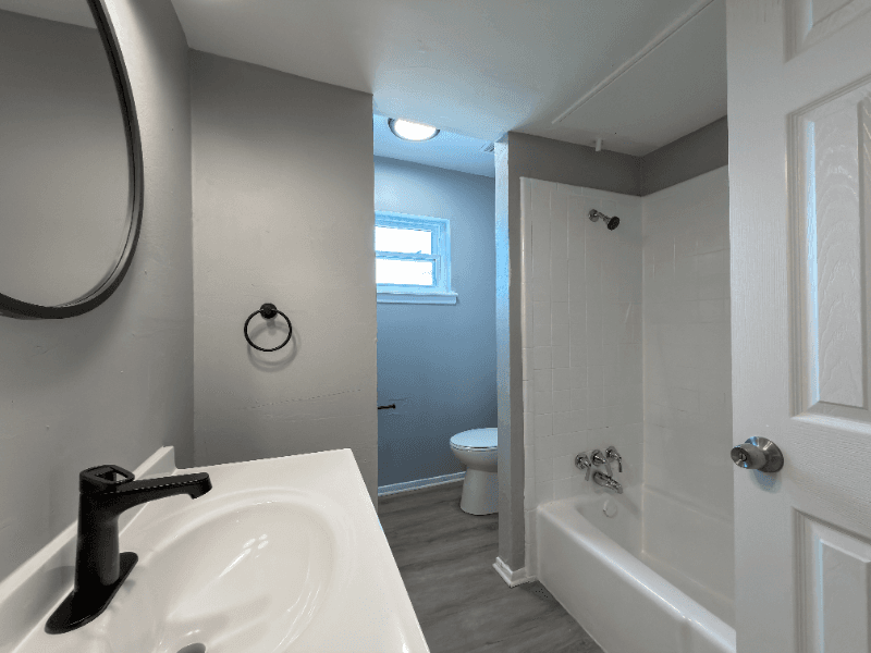 Baytown Apartment: 301 Tri City Beach Dr