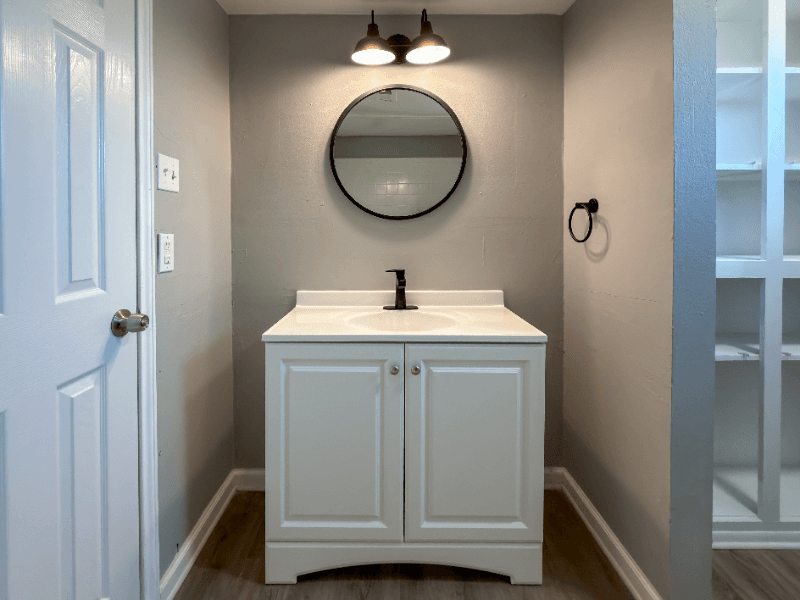 Baytown Apartment: 301 Tri City Beach Dr