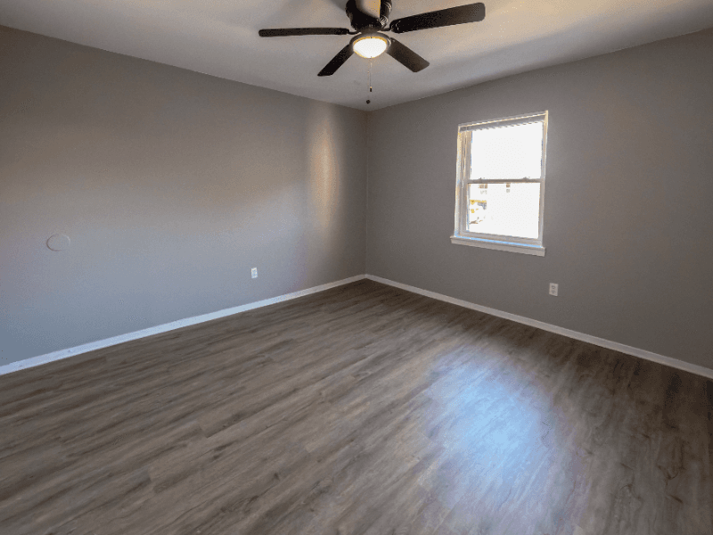 Baytown Apartment: 301 Tri City Beach Dr