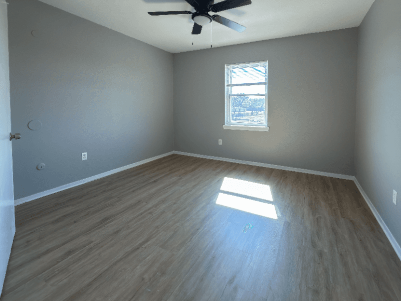 Baytown Apartment: 301 Tri City Beach Dr