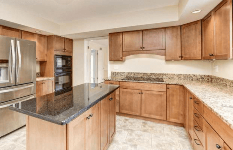 Highland Single Room: 6636 Isle of Skye Dr, Highland MD 20777