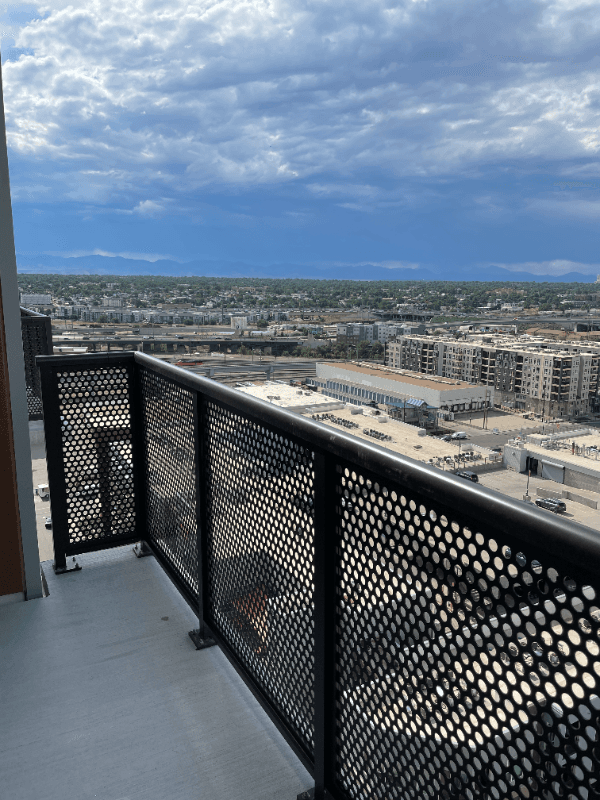 Denver Single Room: 2600 Wewatta Way