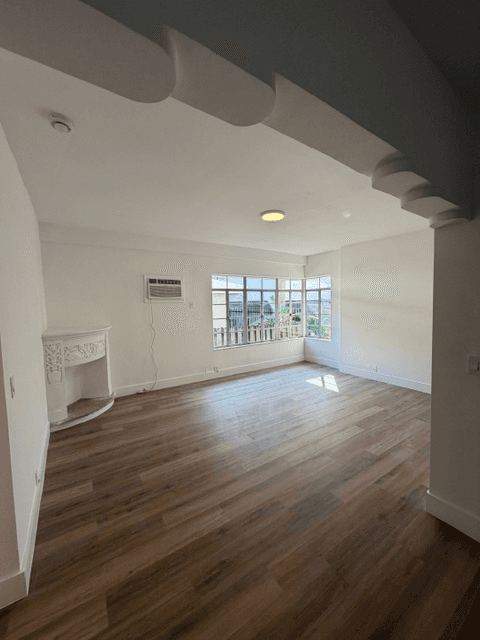 Miami Beach Apartment: 1044 Michigan Avenue