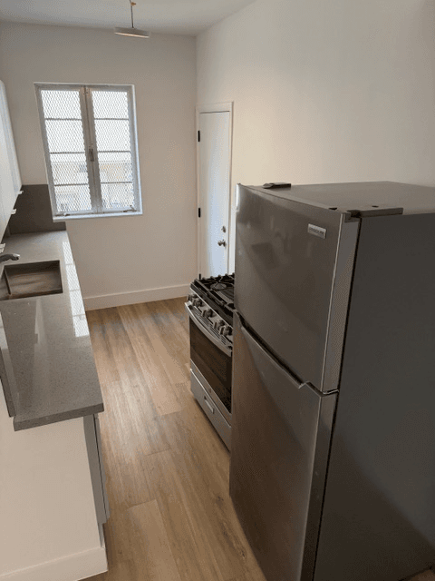 Miami Beach Apartment: 1044 Michigan Avenue