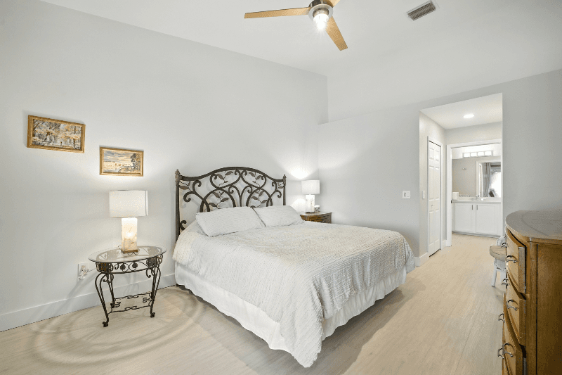 Naples Condo: 6000 Pinnacle Ln