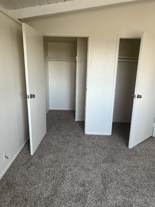 Vallejo House: 240 Holly st