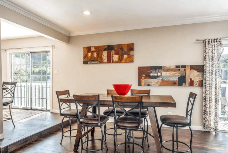 Los Angeles House: 3XX5 Sunswept Drive