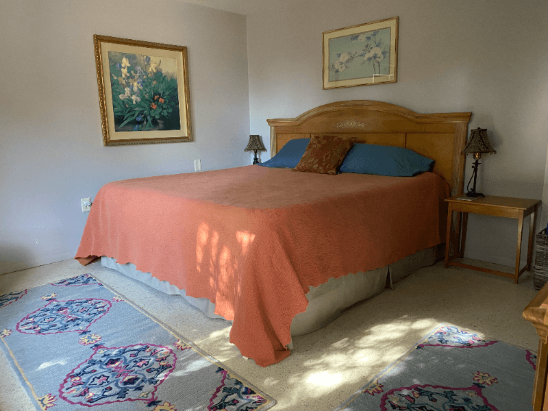Englewood House: 1620 Manor Road
