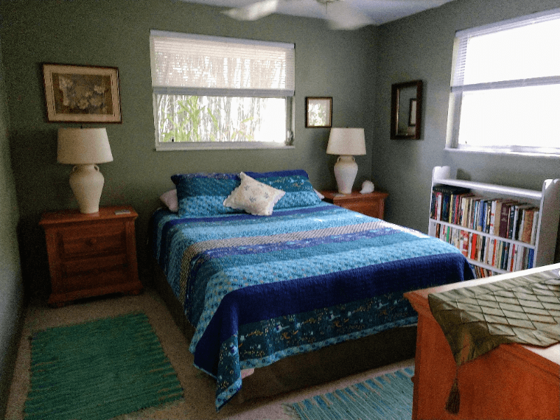 Englewood House: 1620 Manor Road