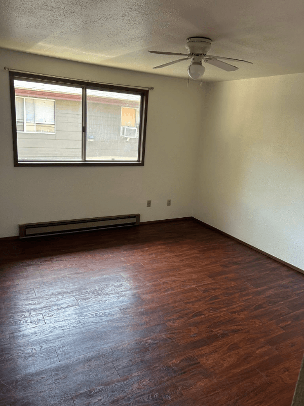 Sweet Home Apartment: 953 23rd Ave
