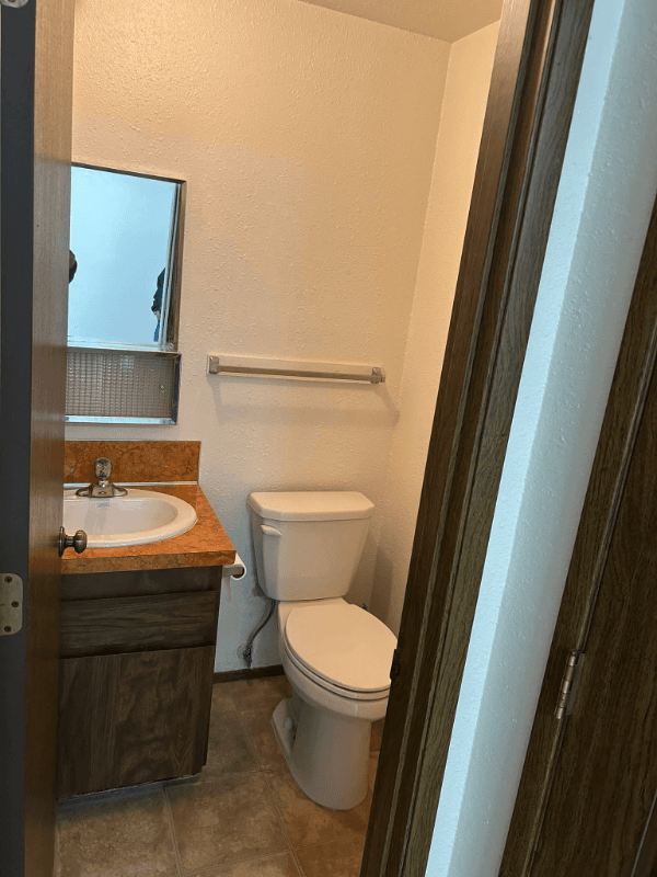 Sweet Home Apartment: 953 23rd Ave
