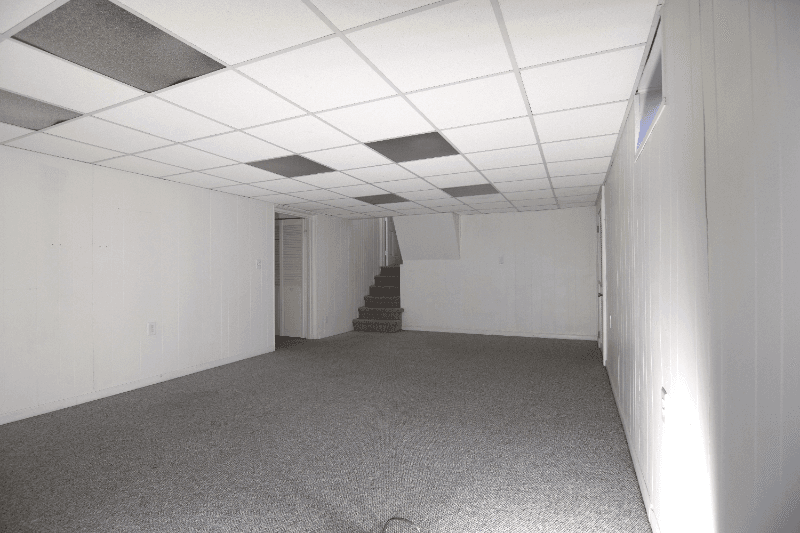 Warsaw House: 2105 S. 150 W.