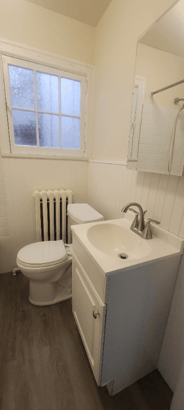 Glenside Apartment: 278 North Keswick Avenue, Glenside, PA, USA