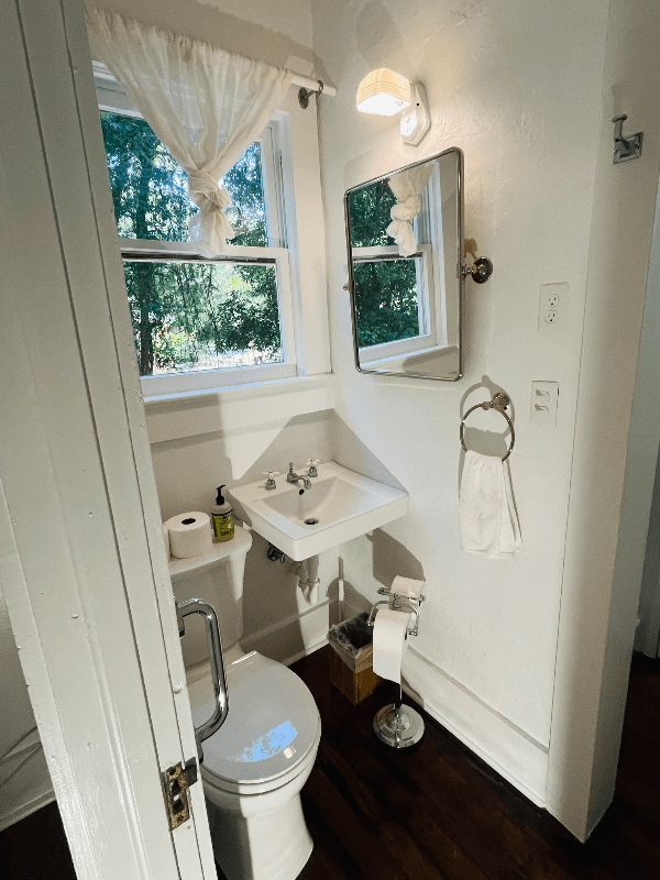 Gainesville House: 1124 NW 4th Street