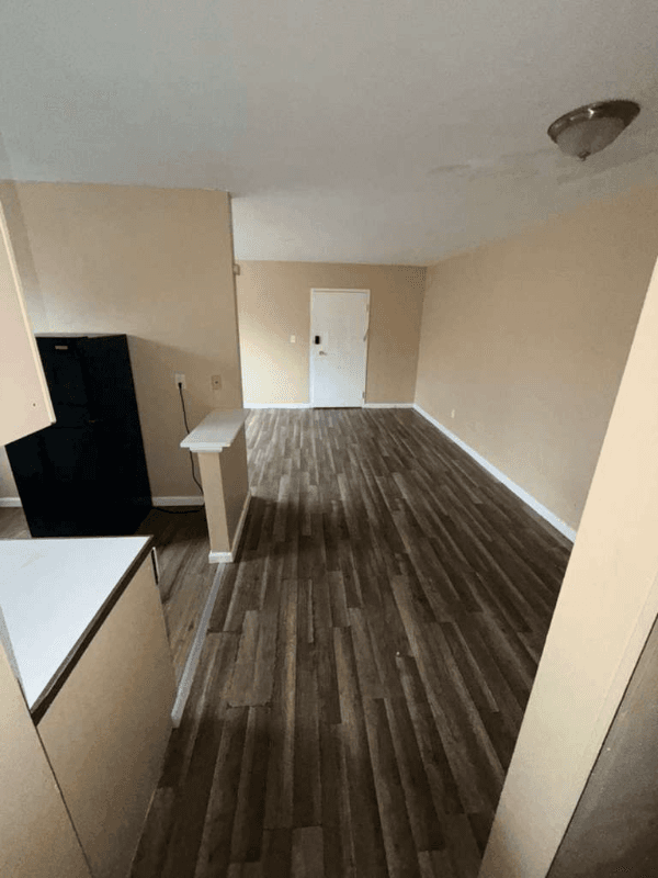 East Cleveland Apartment: 13955 Superior Road