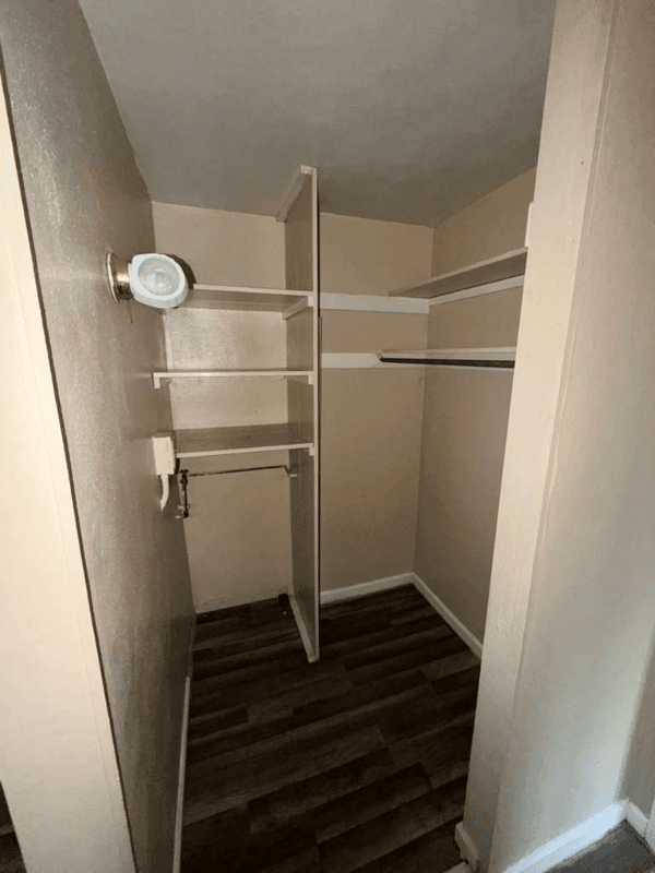 East Cleveland Apartment: 13955 Superior Road